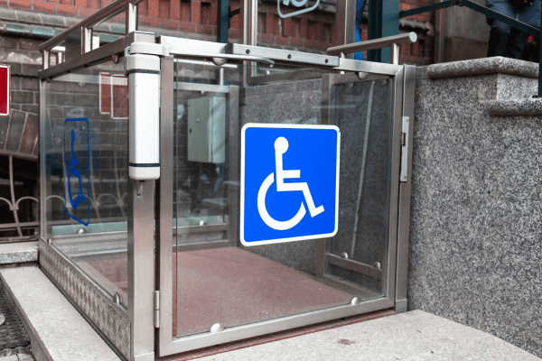 Plataforma Elevatória Residencial: Conforto e Acessibilidade