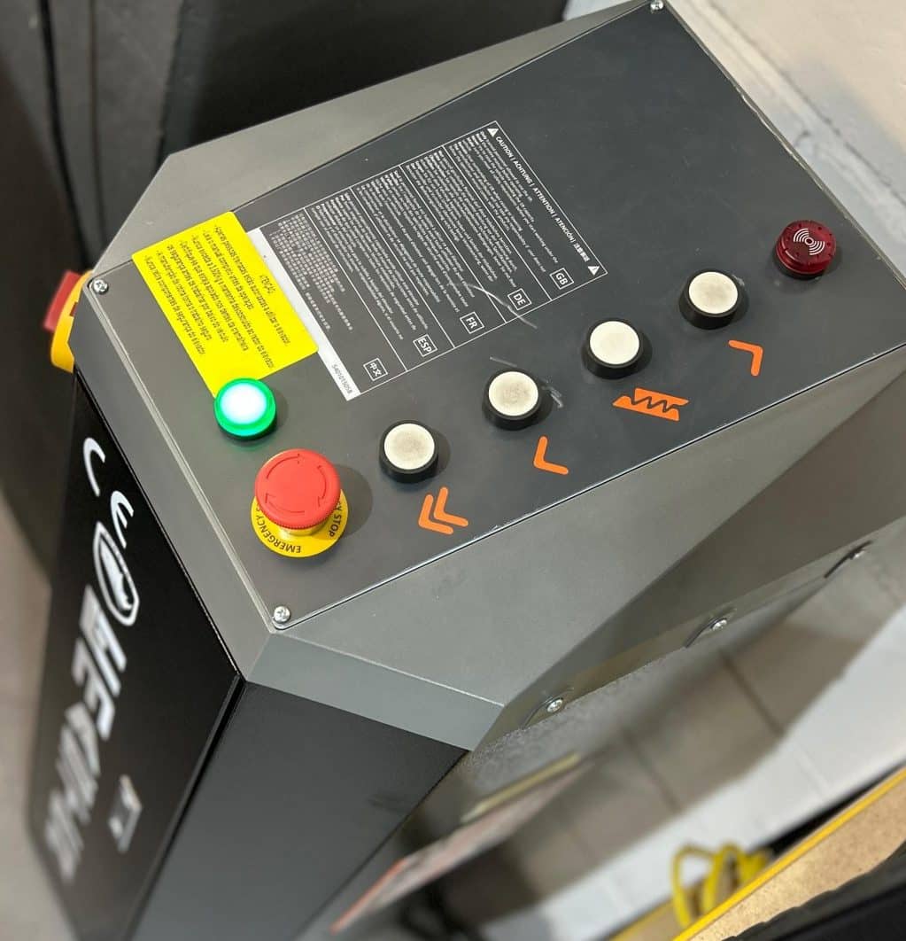 Unidade de Controle de Baixa Voltagem